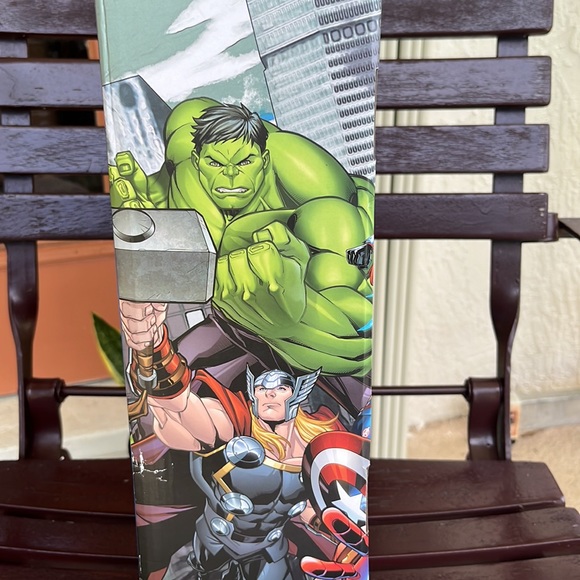 Thanos Talking Action Figure. - Picture 3 of 4